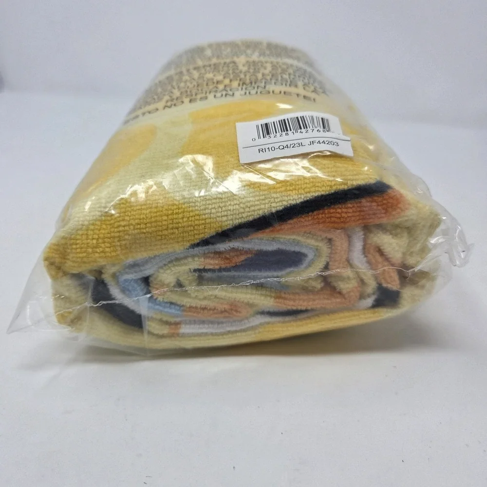 Bluey Bingo Kids Beach Towel 100% Cotton Yellow Pineapple 28x58 New